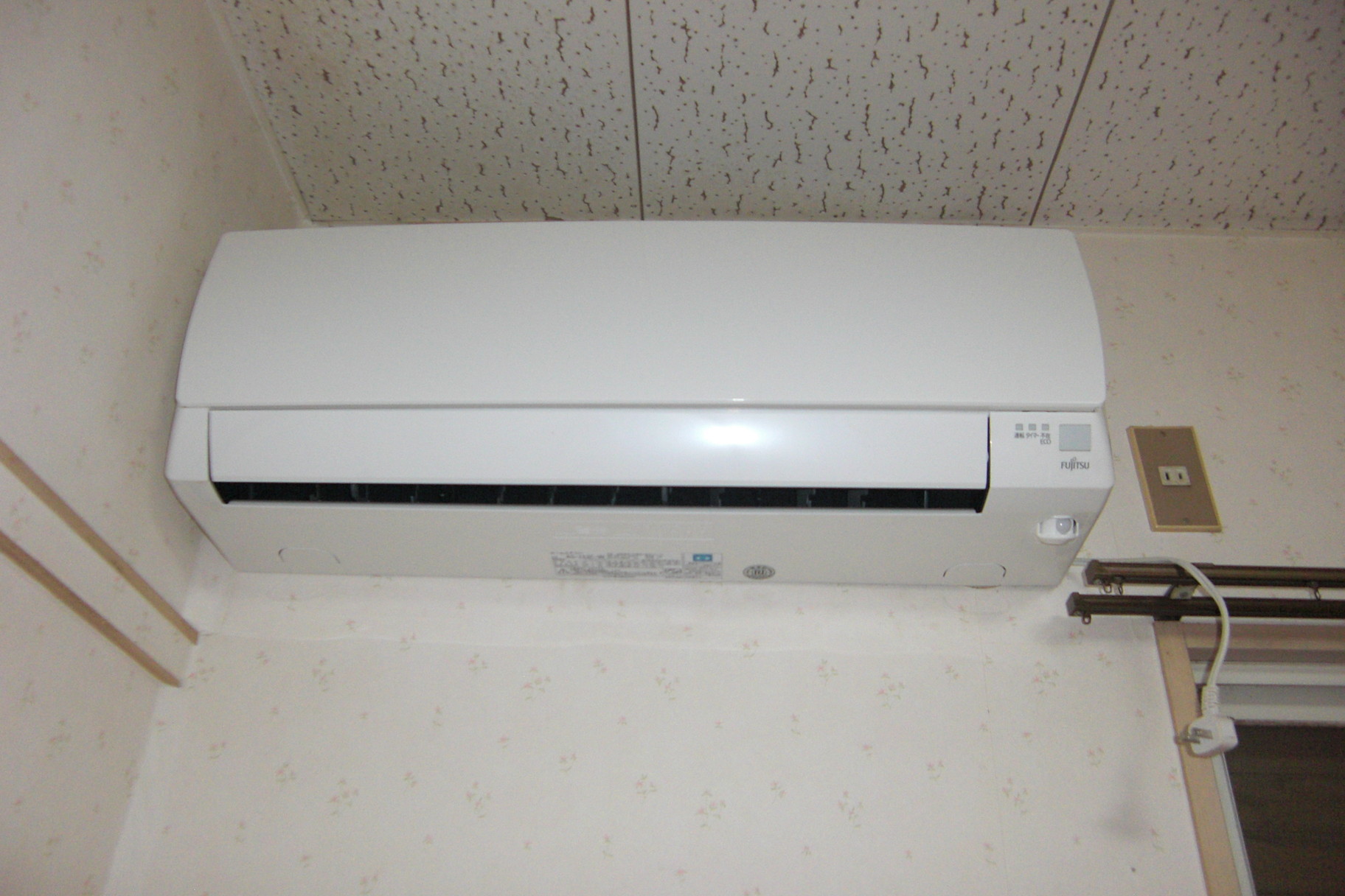 その他設備　エアコン付です。夏冬快適です。