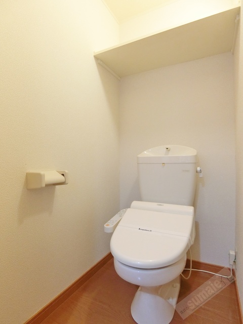 【和歌山市楠見中のアパートのトイレ】