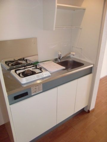 キッチン　同タイプ3Fの室内写真（参考写真）になります。