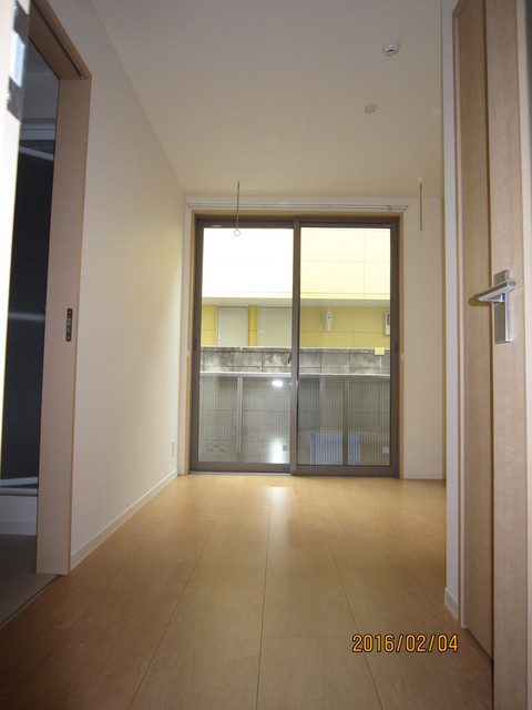 居室・リビング　室内