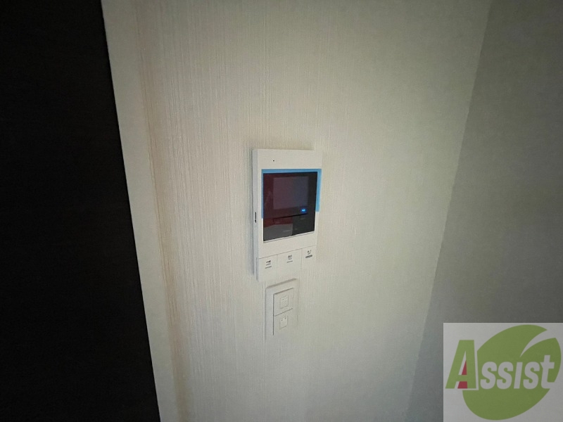 セキュリティ　ＴＶモニター付インターホンです。来客者の顔が見えるので安心！