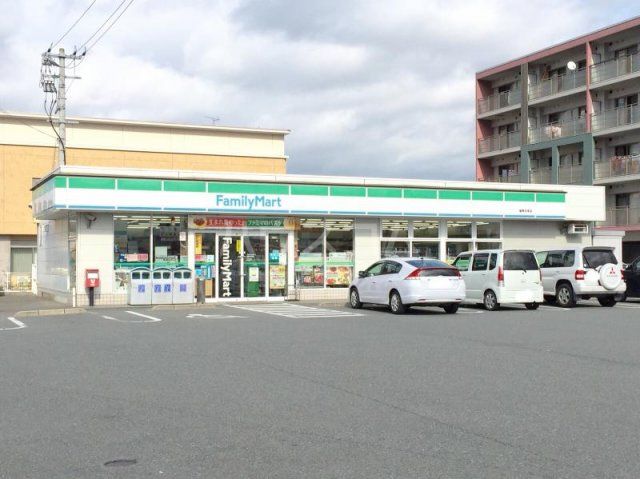 【福岡市博多区浦田のマンションのコンビニ】