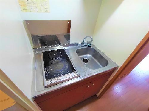 キッチン　設備仕様は号室により異なる為、現況を優先します。