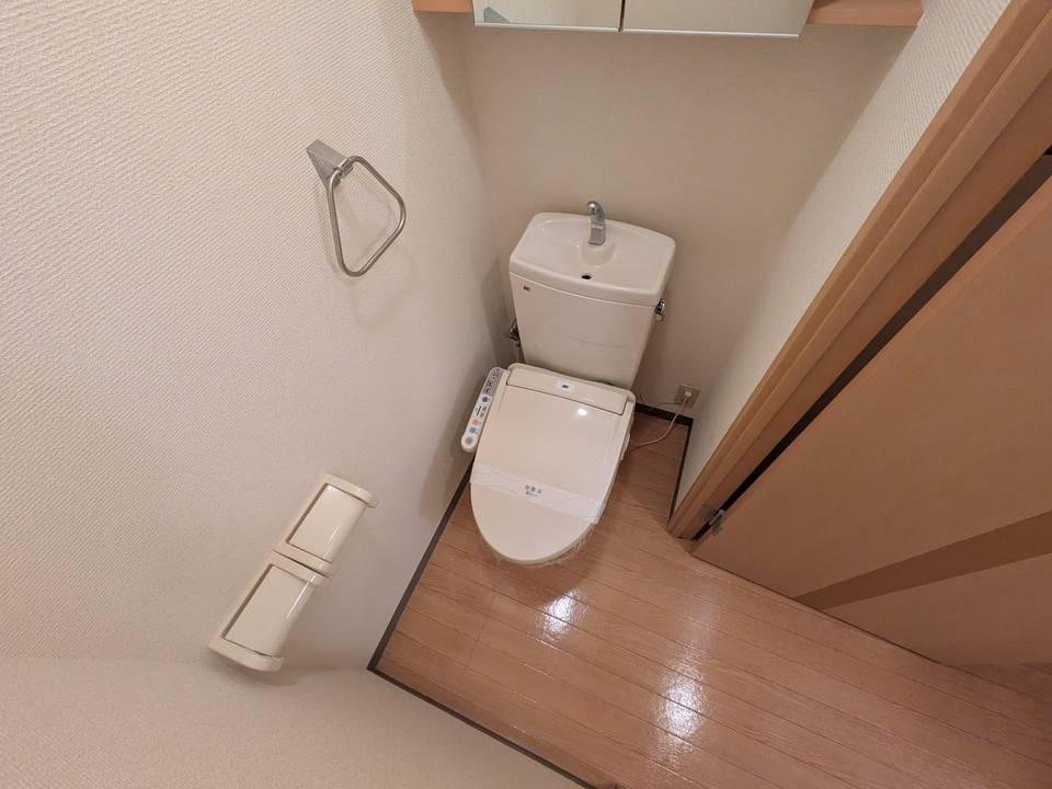 トイレ　トイレ