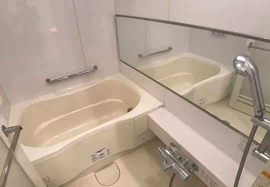 バス・シャワールーム　※別部屋の参考写真です。