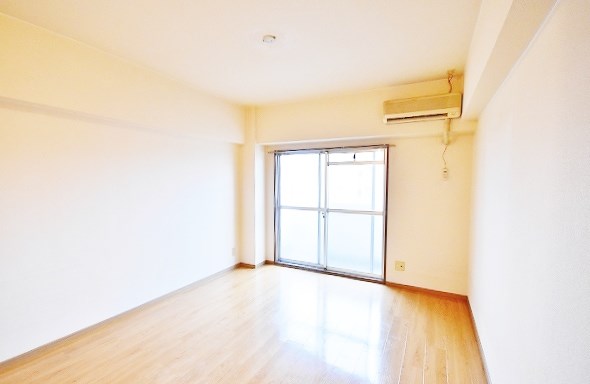 居室・リビング　★洋室11帖★