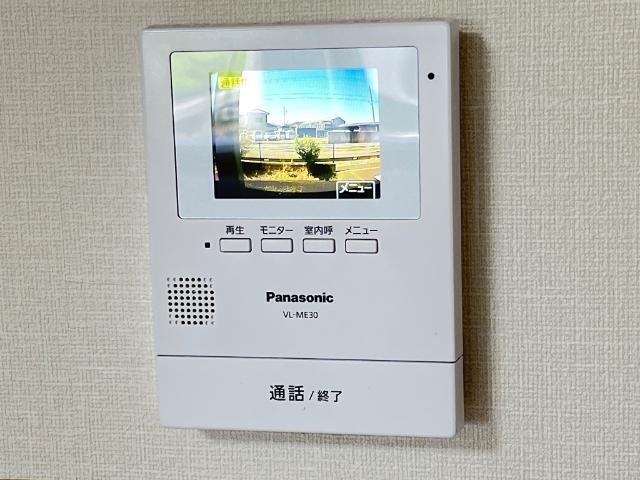 居室・リビング　カメラ付インターホン