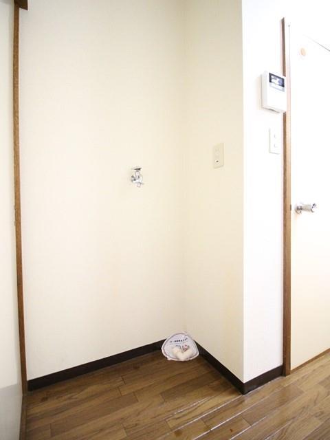 玄関　室内洗濯機置場