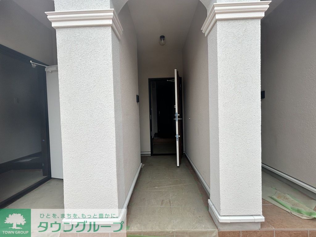 エントランス　エントランス