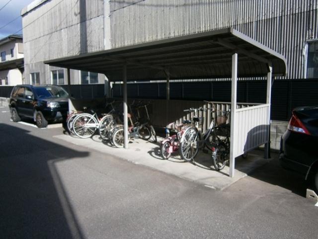 その他　駐輪場（その他）まで0m