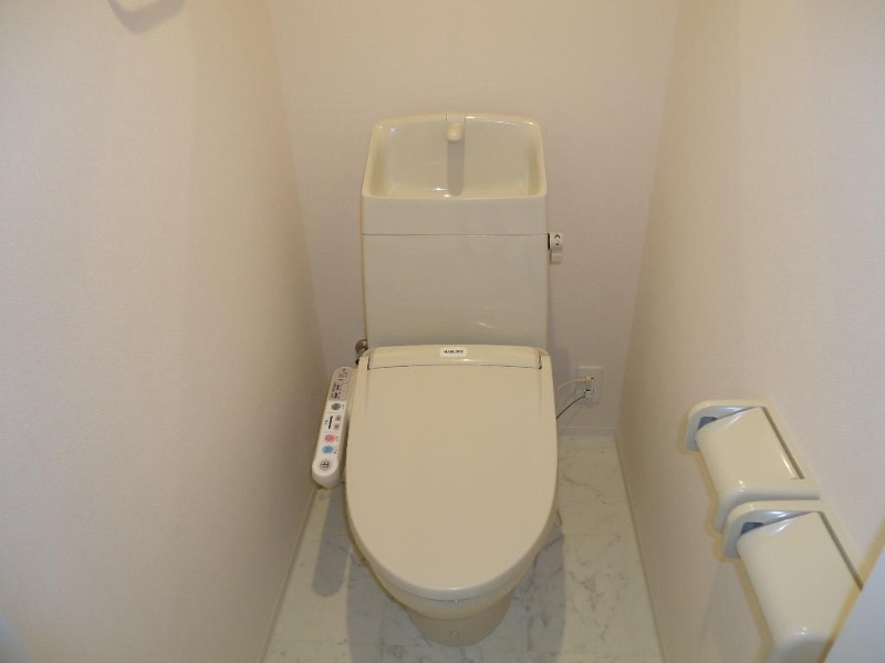 トイレ　図面と現状に相違がある場合には現状を優先