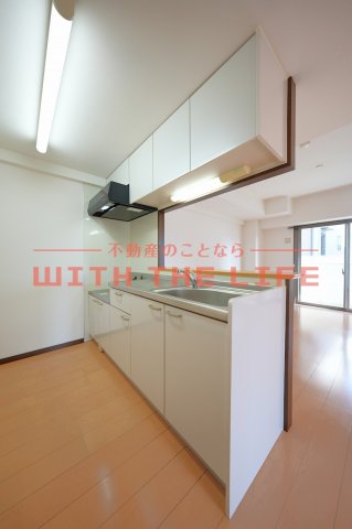 キッチン　キッチンでお料理をお楽しみください