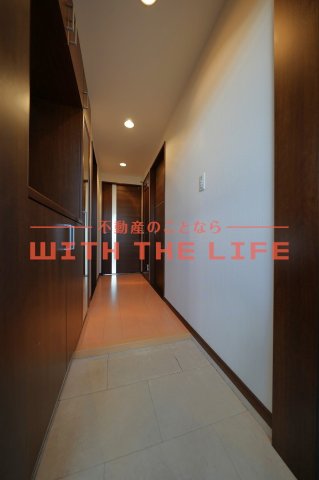 玄関　明るい玄関です