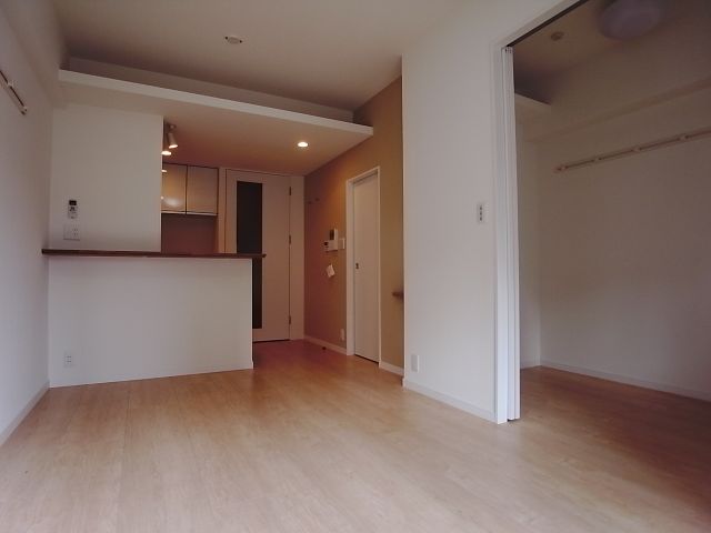 居室・リビング　リビング