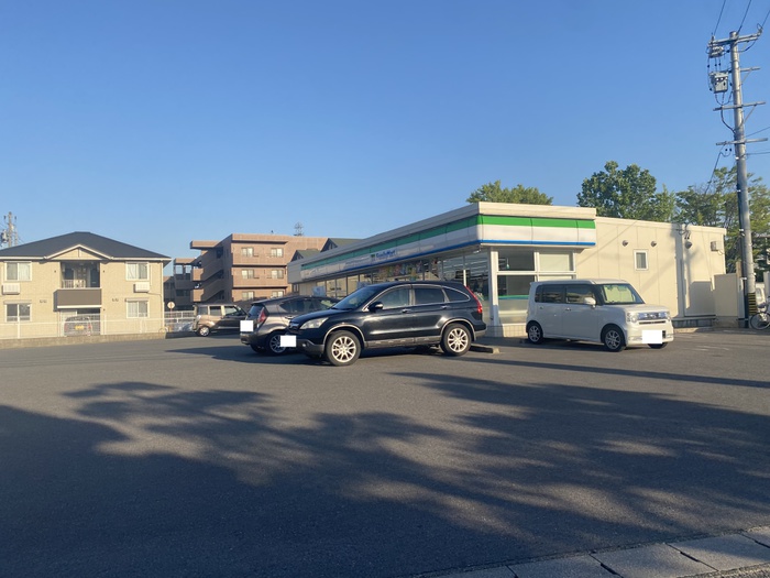 コンビニ　ファミリーマート知立鳥居店（コンビニ）まで139m