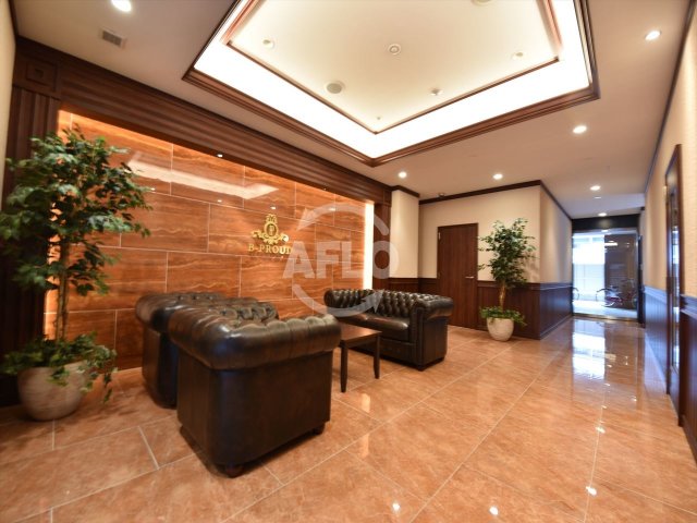 ロビー　B-PROUD天満橋　ロビー