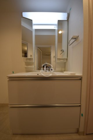 洗面設備　B-PROUD天満橋　独立洗面台