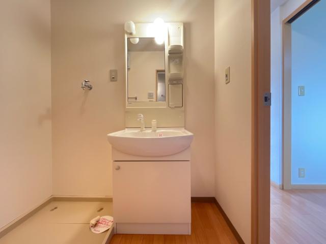 洗面設備　洗髪洗面化粧台