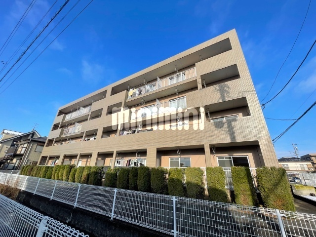 建物外観　利便性に富むアクセス及び買い物環境にあるアパートです