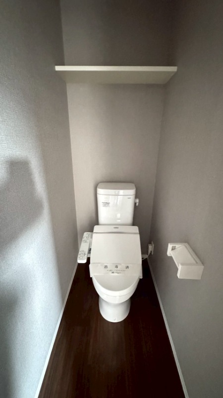 トイレ　※別部屋参考写真