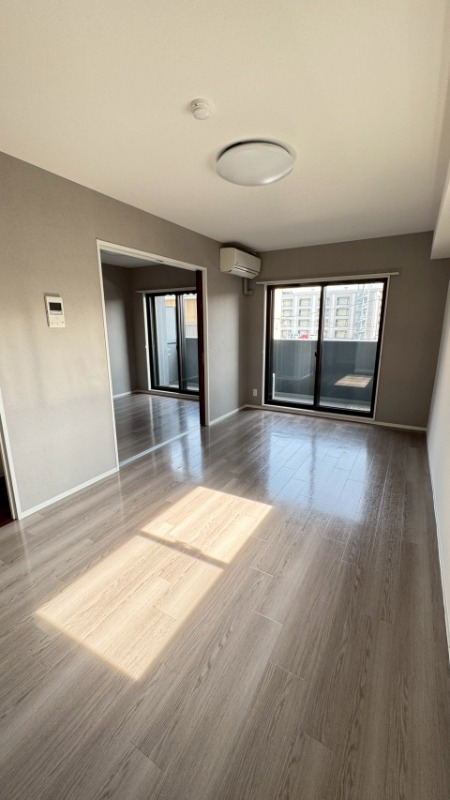 居室・リビング　※別部屋参考写真