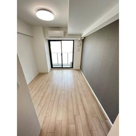 居室・リビング　室内