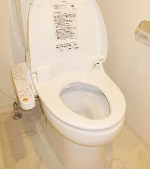 トイレ　★温水洗浄便座★