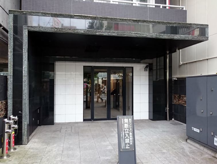 エントランス　★洗練されたデザインのエントランス★