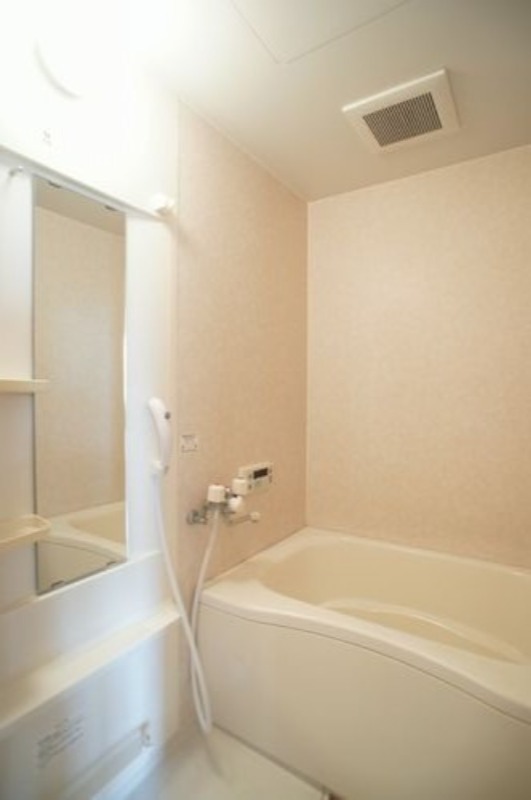 バス・シャワールーム　図面と現状に相違がある場合には現状を優先