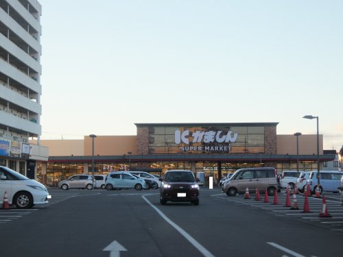 スーパー　かましん小山天神町店（スーパー）まで727m