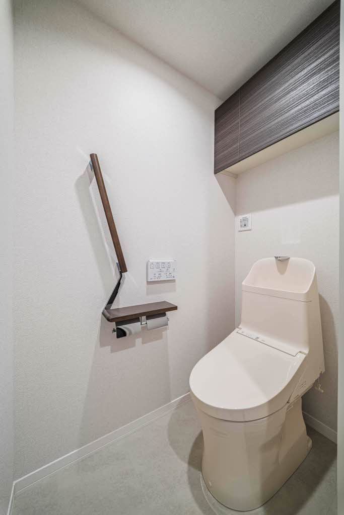 トイレ　トイレ