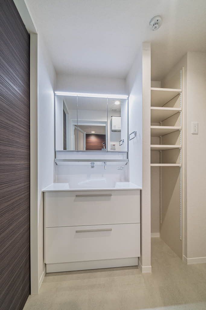 洗面設備　洗面化粧台