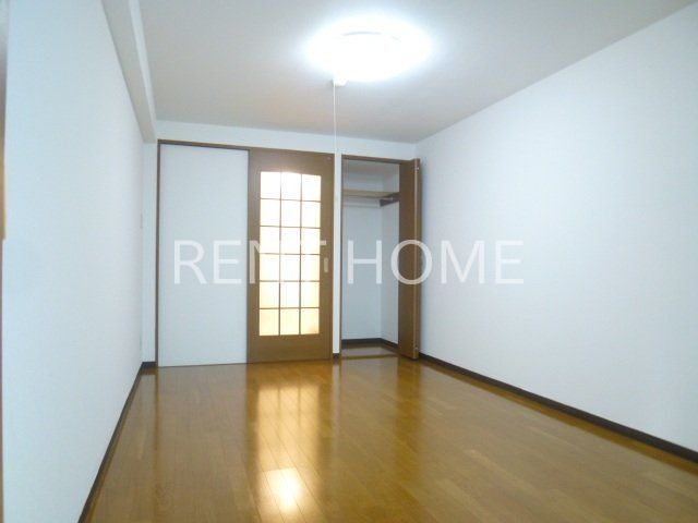 居室・リビング　広めのお部屋です