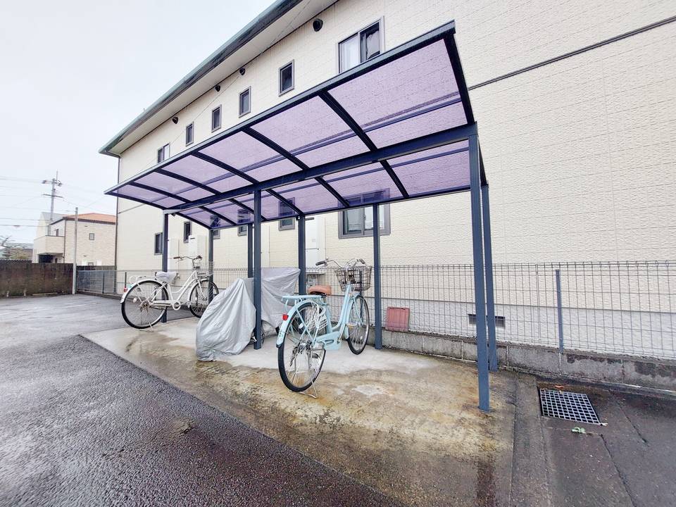 駐車場　駐輪場