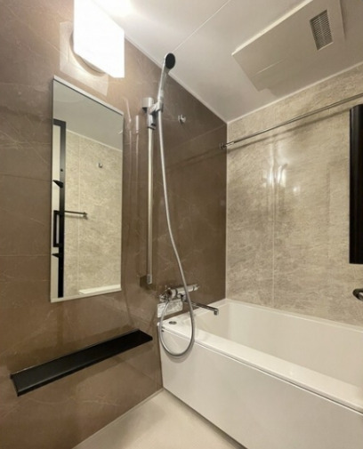 バス・シャワールーム