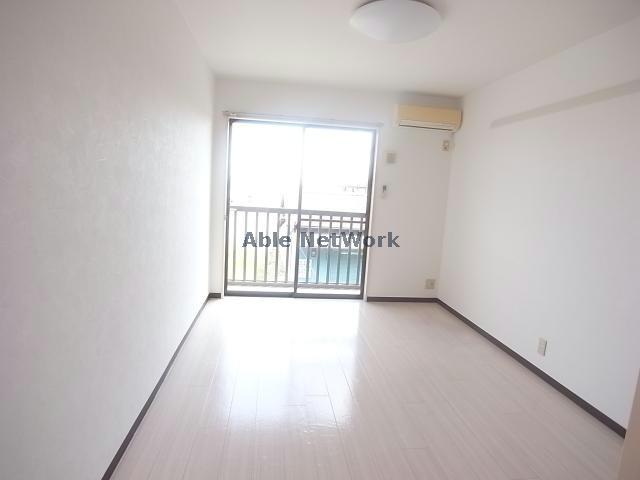 居室・リビング　居室