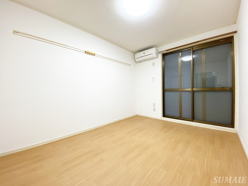 居室・リビング　6帖のリビングです☆