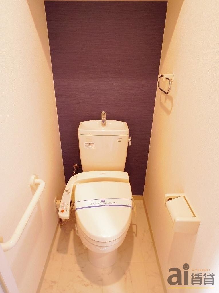 トイレ　～同仕様写真～