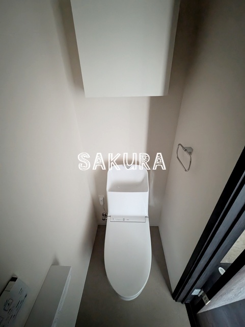 トイレ　嬉しい温水洗浄便座♪