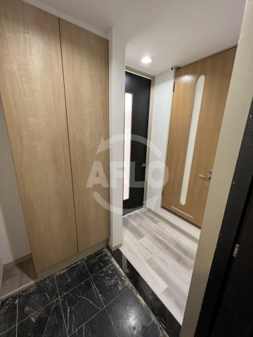 玄関　アリビオ上本町　玄関