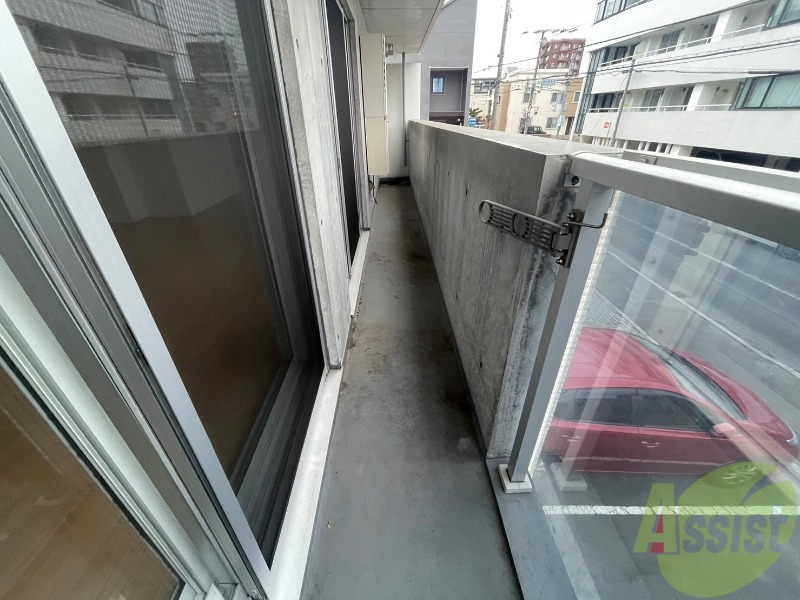 バルコニー　バルコニーが付いていますので一息ついてみてはいかがですか。