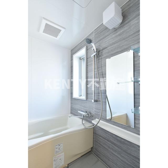 バス・シャワールーム　ゆったり過ごせるお風呂です