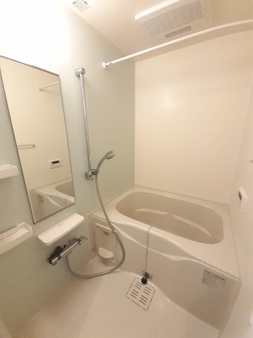 バス・シャワールーム　日々の疲れを癒すお風呂付です
