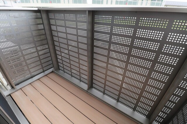 バルコニー　バルコニー