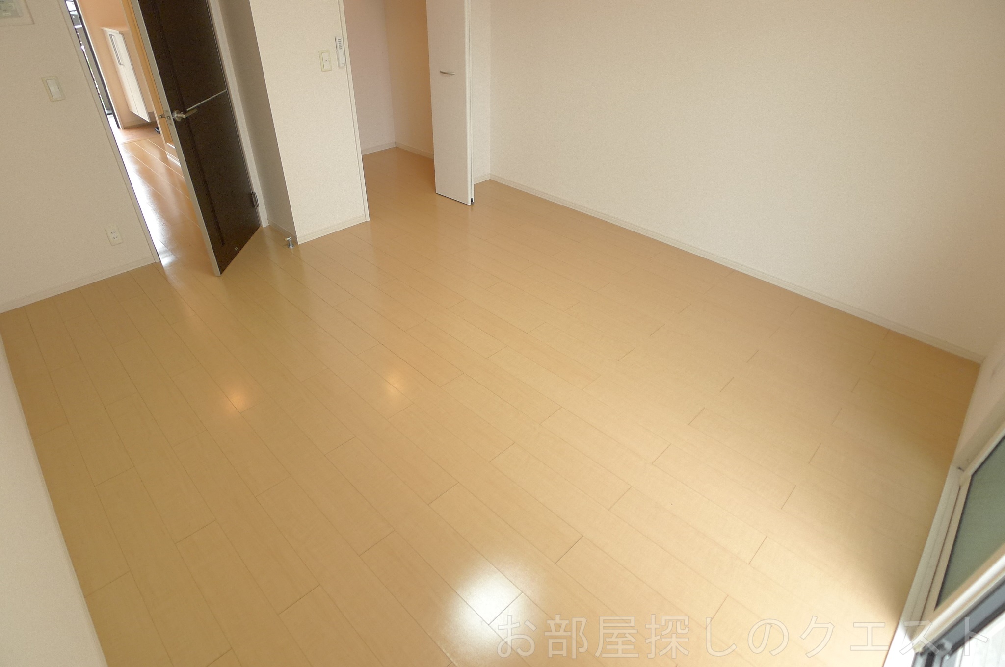 居室・リビング　（写真は同タイプ）