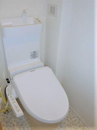 トイレ　シンプルで使いやすいトイレです