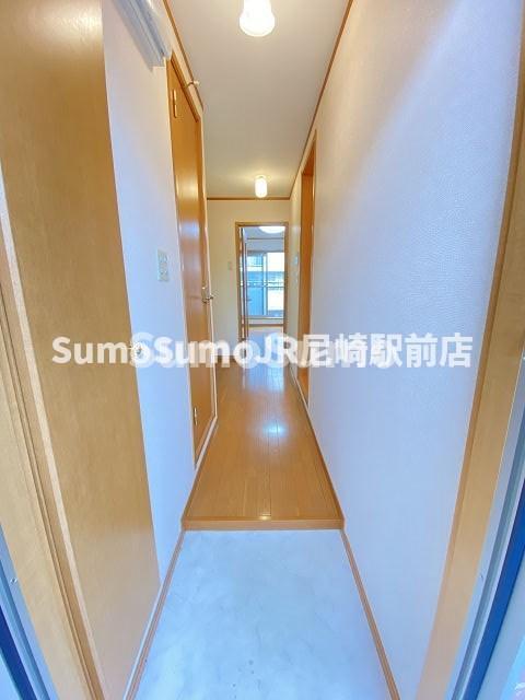 玄関　明るい玄関です