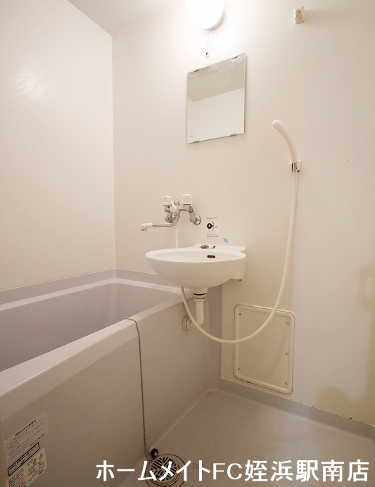 バス・シャワールーム　★お早めにお電話ください★参考写真