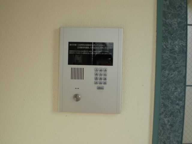 エントランス　★オートロック★