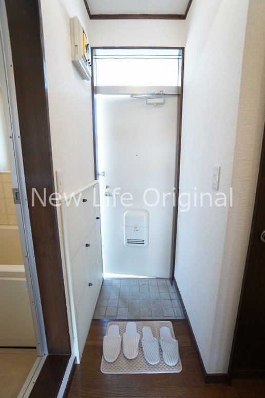 玄関　シューズボックス付きの玄関です☆